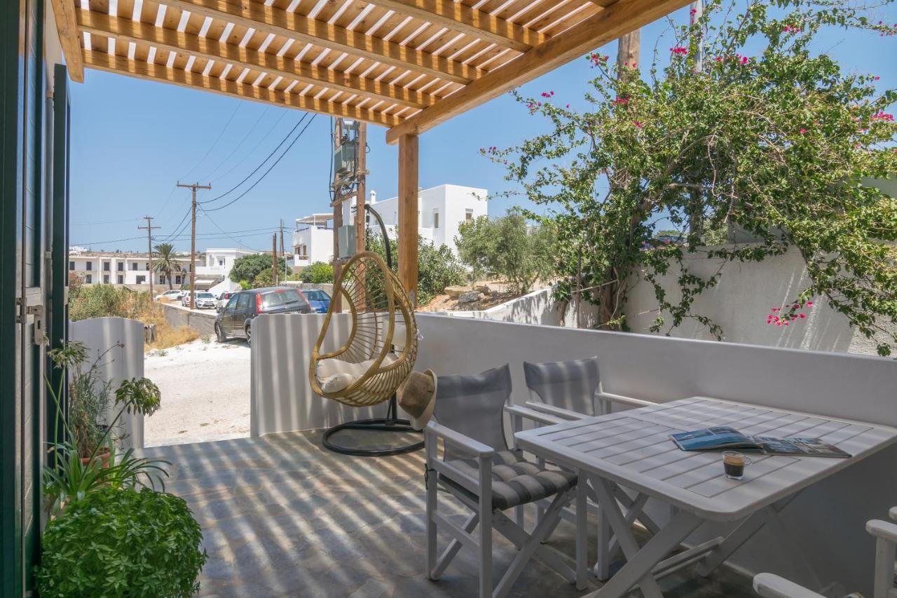 Emanouela'S Apartement In The Center Of Adamas Exterior photo